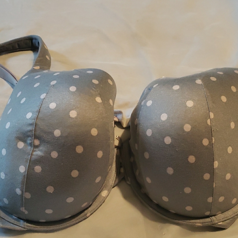 Womens size 38dd bra